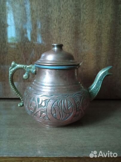 Заварочный медный чайник с латунной ручкой