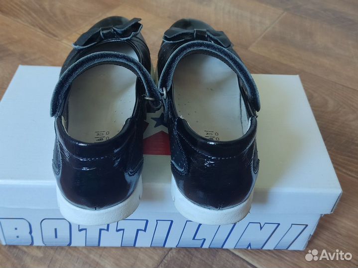 Туфли для девочки 35 размер