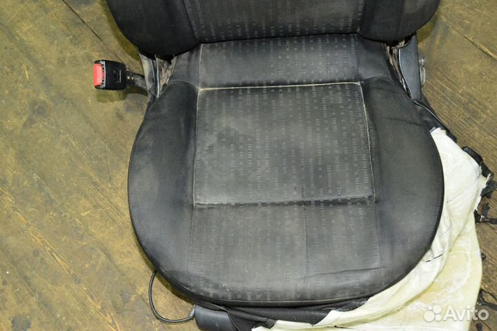 Сидения golf 4 передние пара