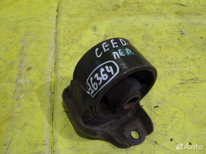 Подушка двигателя Kia cee'd I 09-12 г 16364