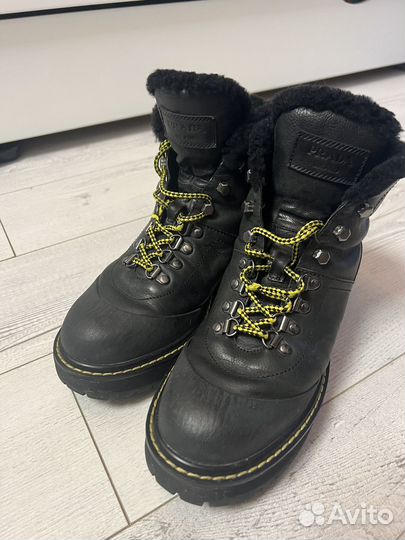 Зимние ботинки Prada