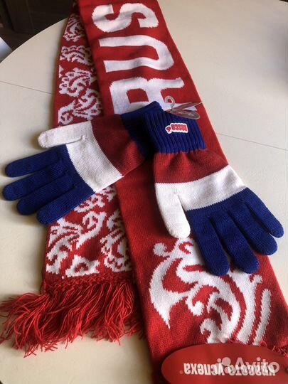 Перчатки и шарф
