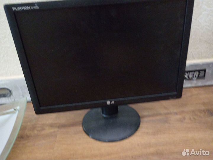 Продам монитор Lg