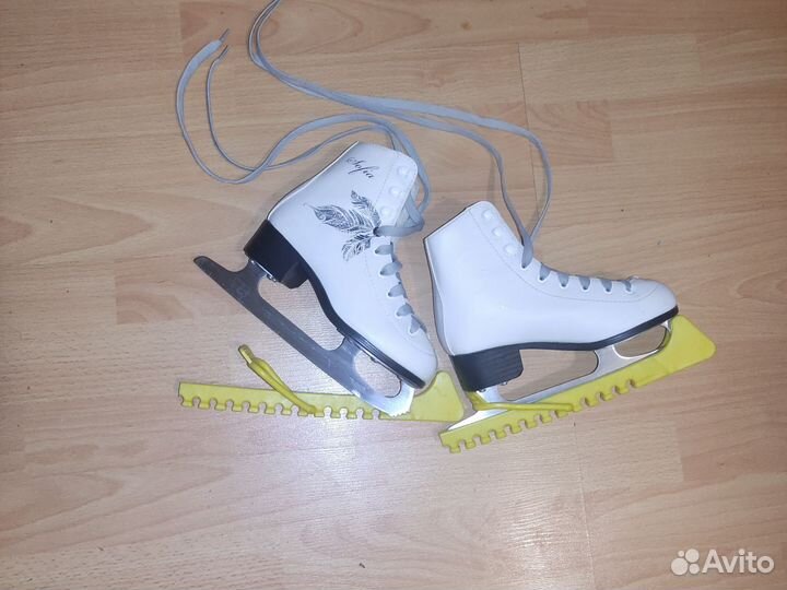 Коньки фигурные для девочки 32