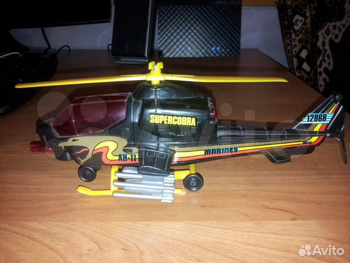 Вертолёт SuperCobra