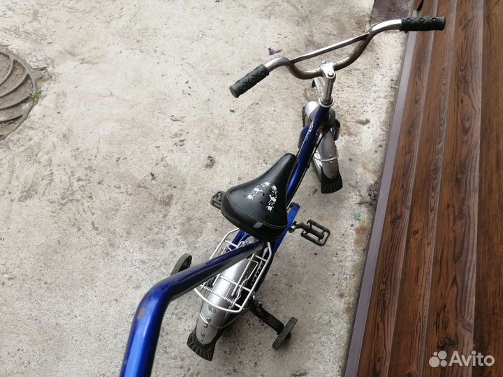 Детский велосипед с ручкой бу
