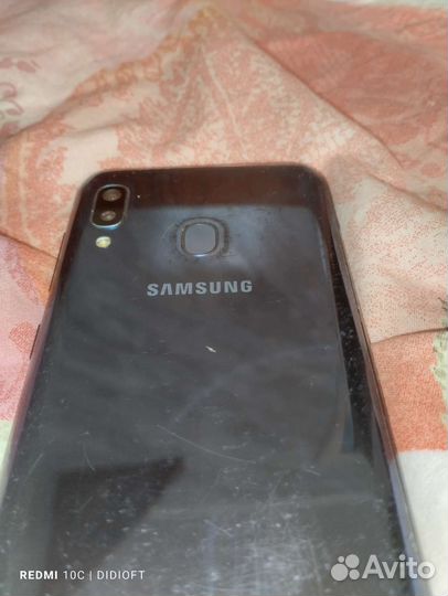 Samsung Galaxy a20