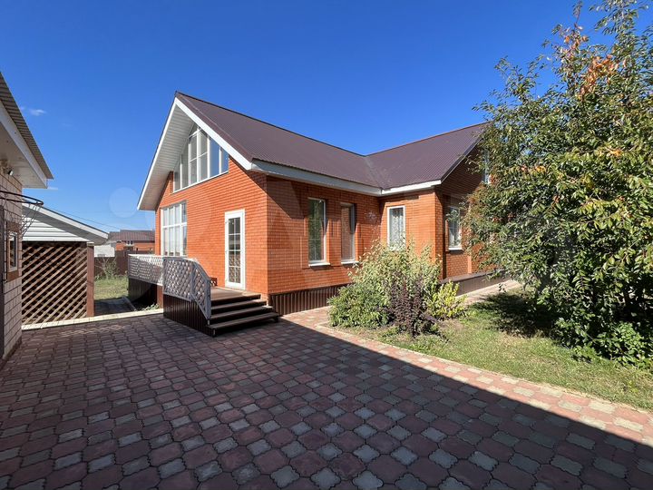 Дом 140 м² на участке 12 сот.