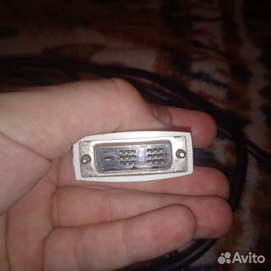 Кабель для компьютера