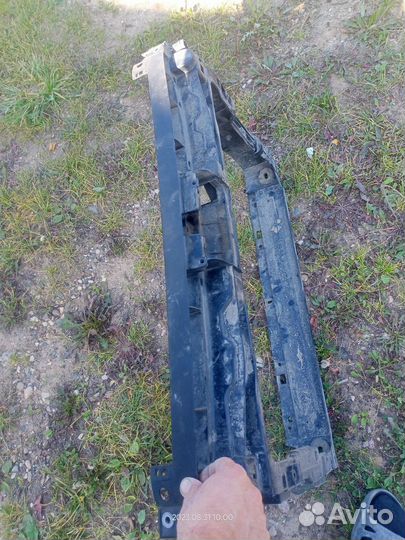 Усилитель бампера volkswagen passat b8