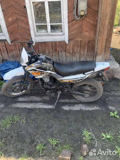Продам рейсер пантеру 200