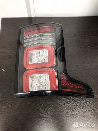 Фонарь задний левый Рэнж Ровер 4 2014