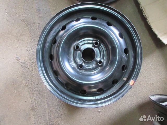 Диск штампованный R15 4/114.3 56.6 ET49