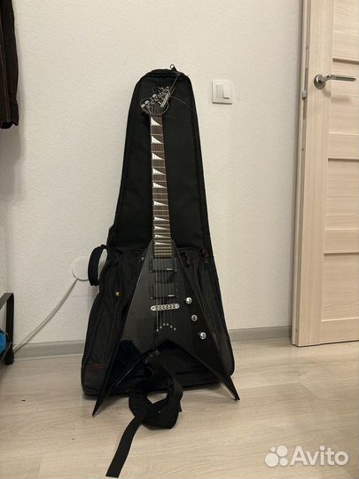Электрогитара Jackson JS32T King V