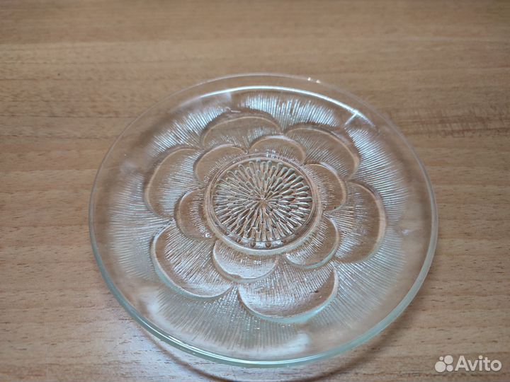 Чайный сервиз и салатники