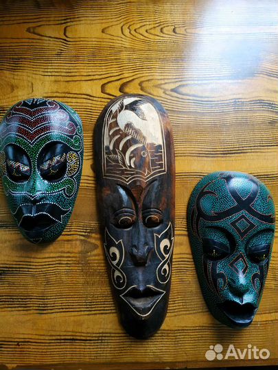 Маски деревянные. Индонезия
