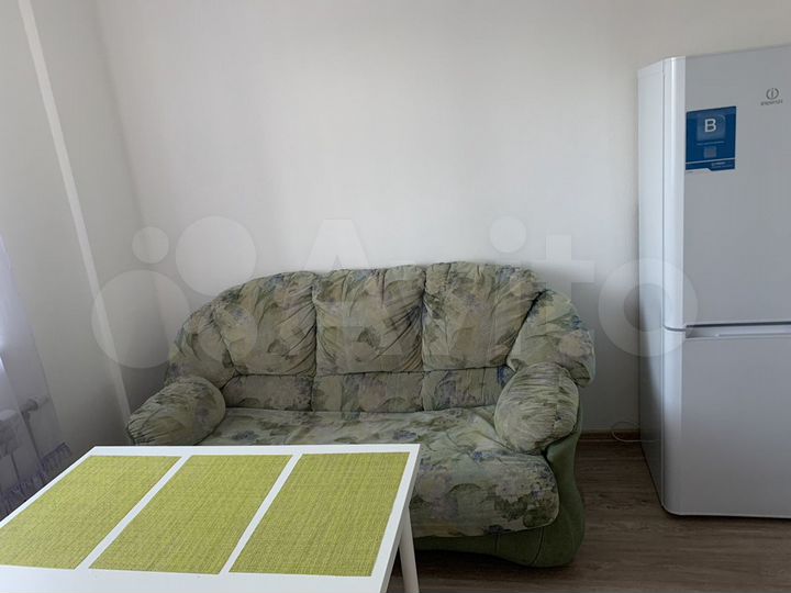 1-к. квартира, 42 м², 3/9 эт.