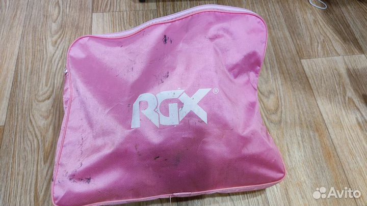 Роликовые коньки