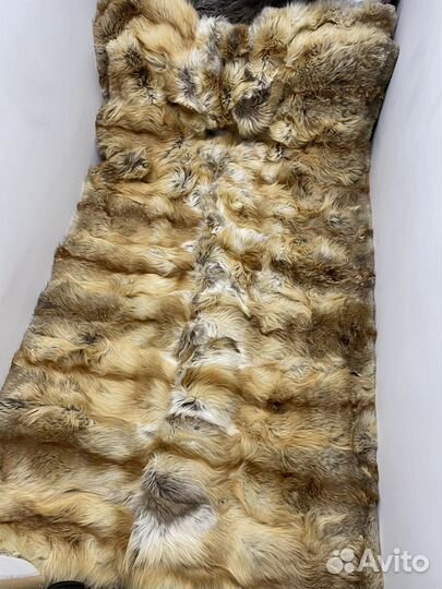 Покрывало из меха лисы