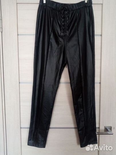 Кожаные брюки женские
