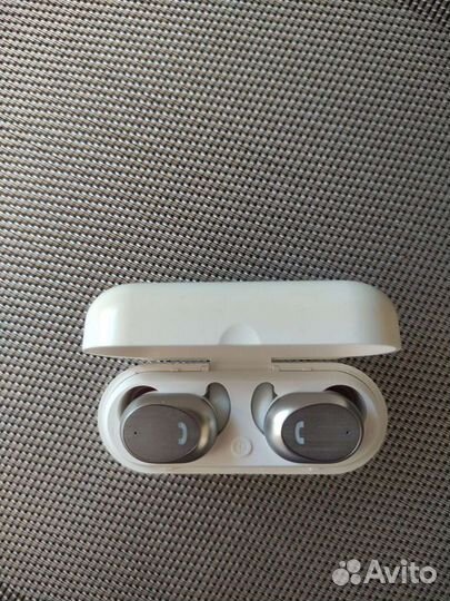 Беспроводные наушники elari