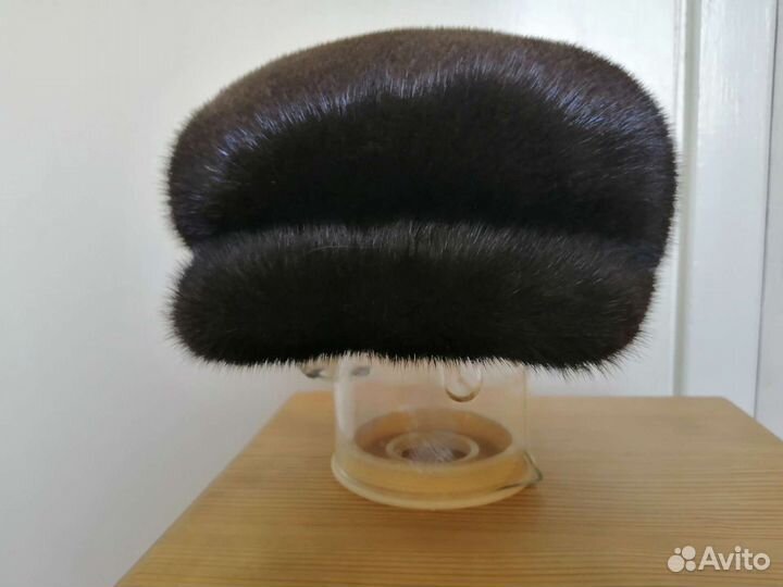 Меховая мужская кепка