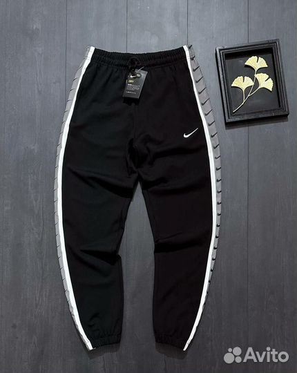 Штаны спортивные nike