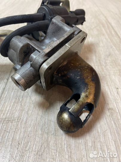 Клапан EGR Mercedes Benz E300 W212 OM642.850 2010