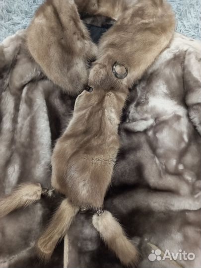 Шуба женская зимняя