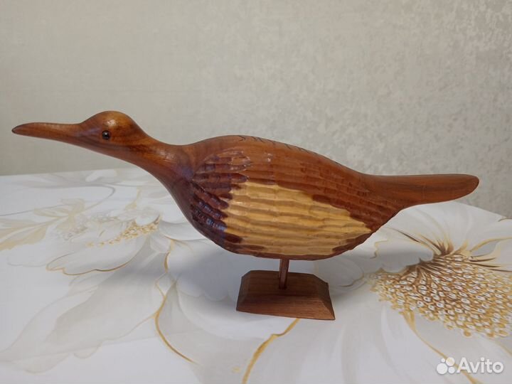 Статуэтка деревянная 