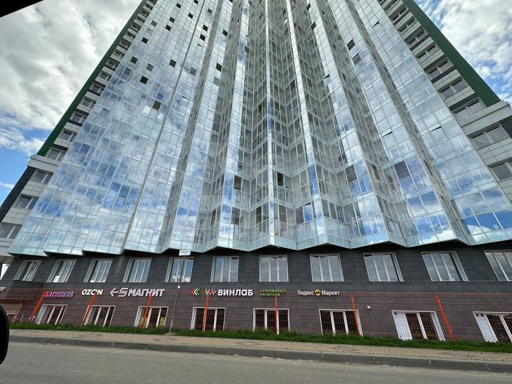 2-к. квартира, 55 м², 10/25 эт.