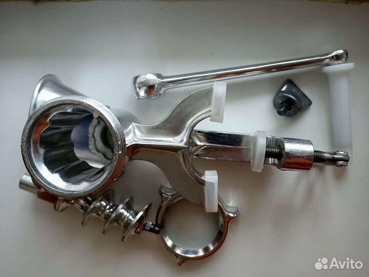 Мясорубка ручная