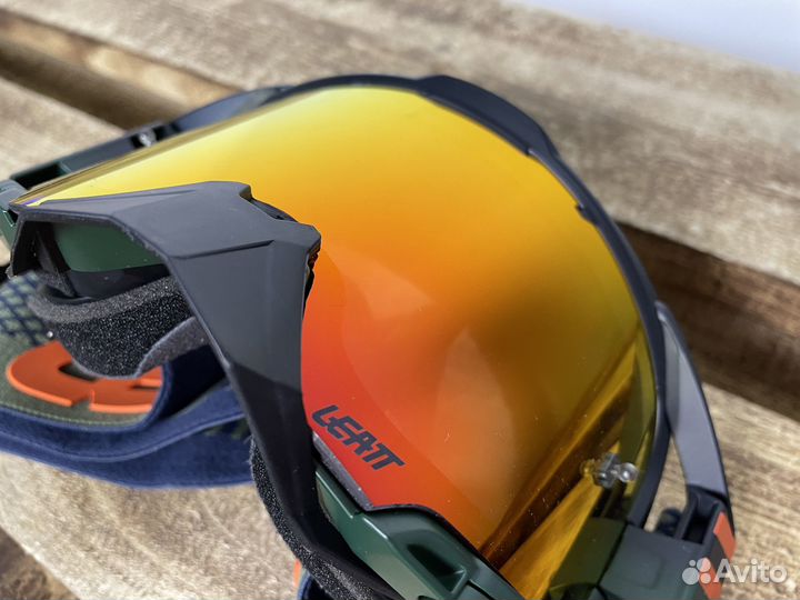 Очки Leatt Velocity 6.5 Iriz Cactus Red 28