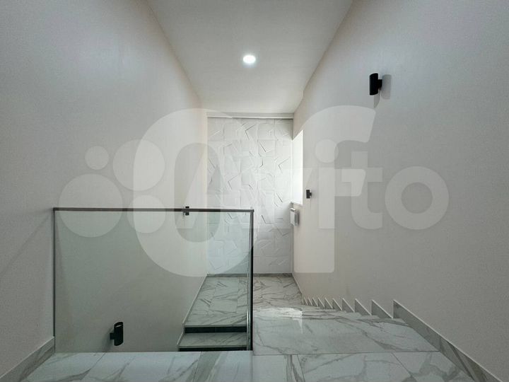 Продам здание, 1516 м²