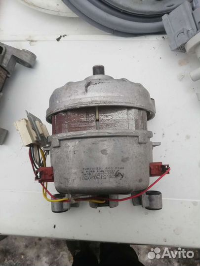 Двигататель стиральной машины атланта