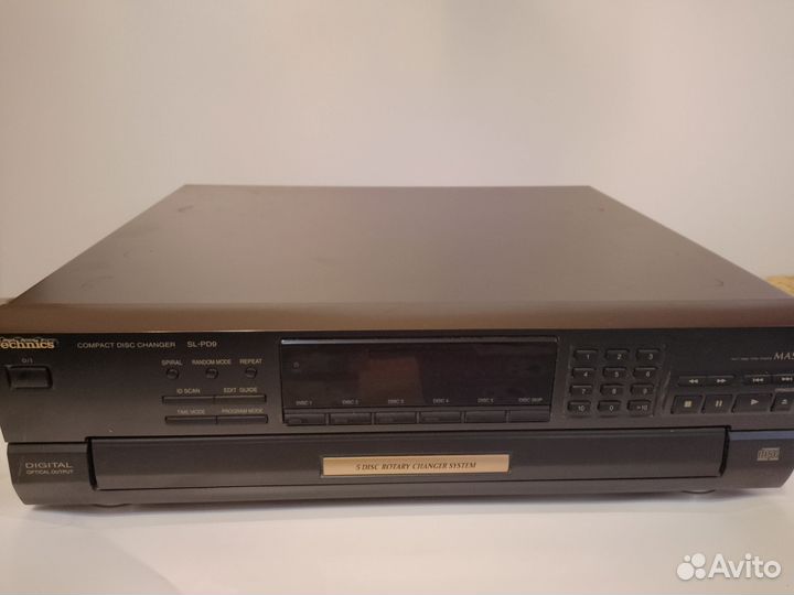 Проигрыватель CD Technics SL-PD9