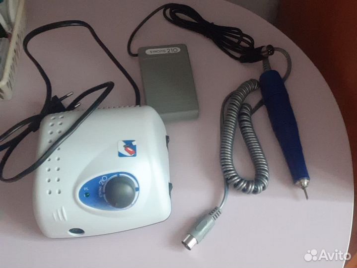 Маникюрный аппарат strong 210