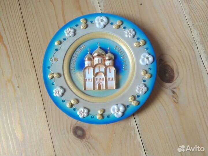 Деревянная тарелка на стену