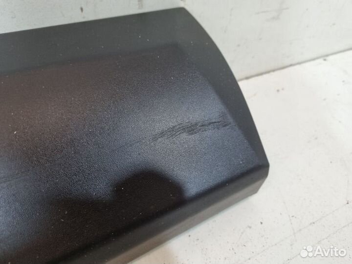 Молдинг двери задний правый Toyota Rav4 45