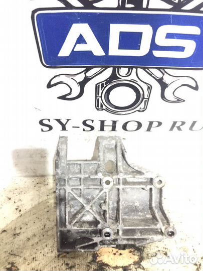 Кронштейн генератора Ssangyong Rexton 2 D27DT 2009