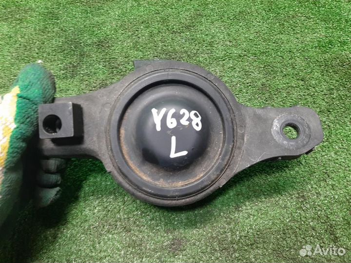 Опора (подушка) двигателя левая Subaru Forester S