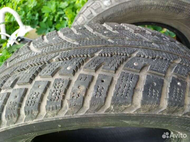 Kumho I'Zen RV Stud KC16 215/65 R16