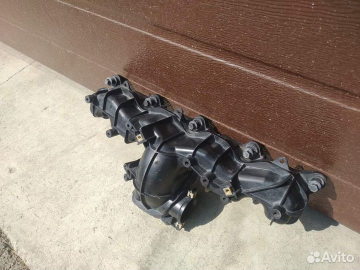 Впускной коллектор Форд Транзит Ford Transit 2.2