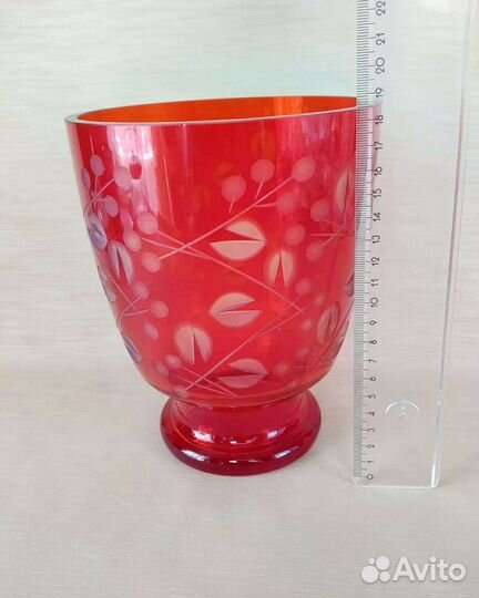 Хрустальная ваза