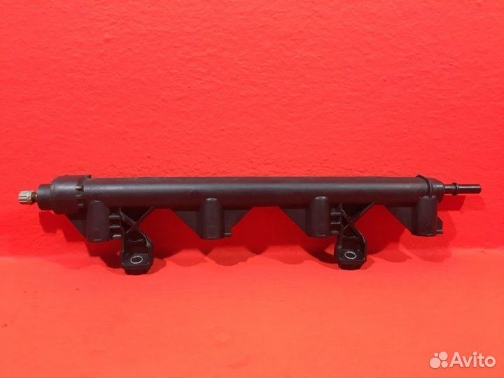 Топливная рампа Citroen C3 Picasso 1 EP3 (8FS) 1.4