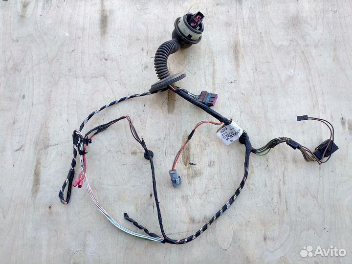 Проводка передней правой двери Пежо 206