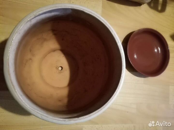 Горшок керамический с подставкой