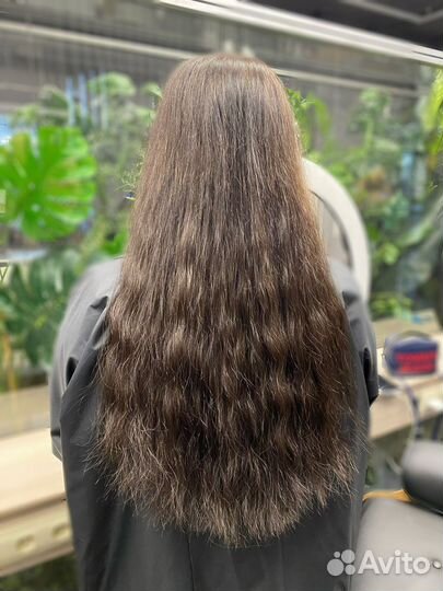 Модель на наращивание волос