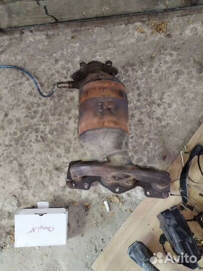 Выпускной коллектор рено Логан 2 Логан 1