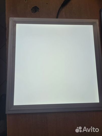 Светильник потолочный светодиодный